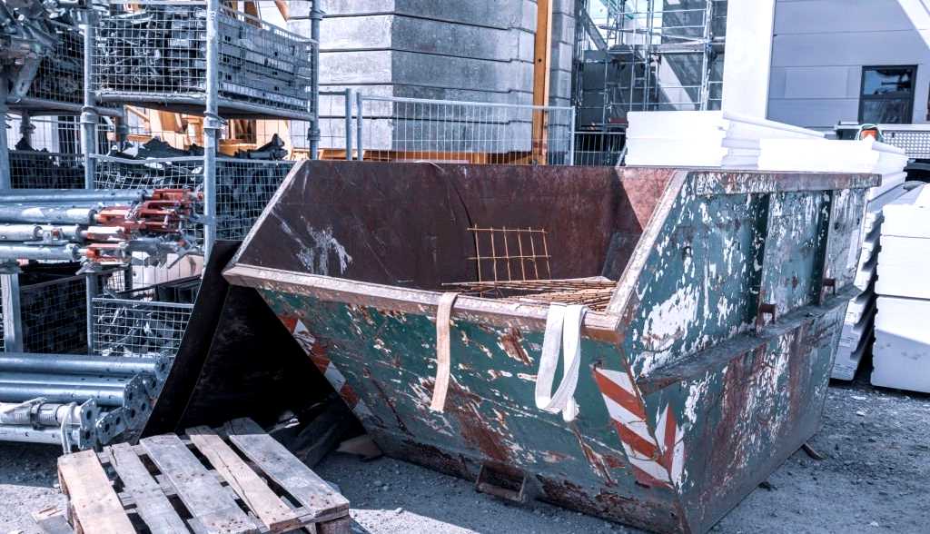 Cheap Skip Hire Services in Buckland
